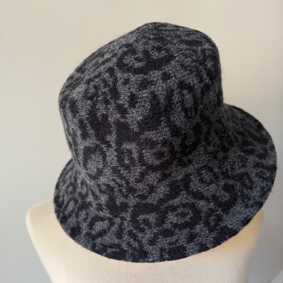 NWT Anthropologie Finn Cozy Bucket Hat main image 5